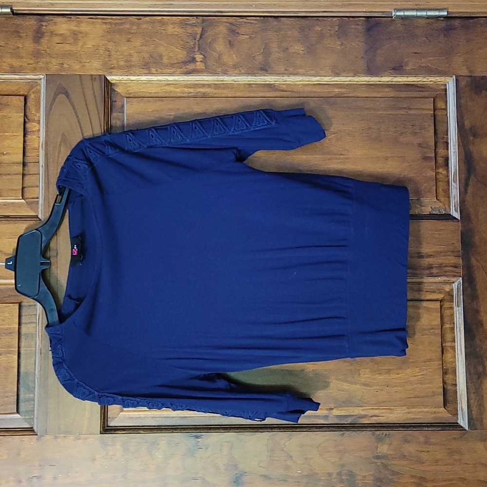 Blue top